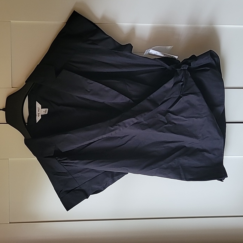 NWT Nine West wrap top size S